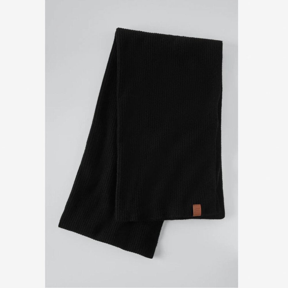 Fabletics The Supersoft Cashmere Blend Scarf in Black One Size NWT MSRP $70